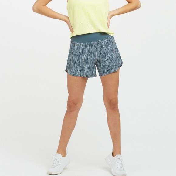 Spanx Get Moving Blue Brushstroke Athletic Shorts - Picture 8 of 11